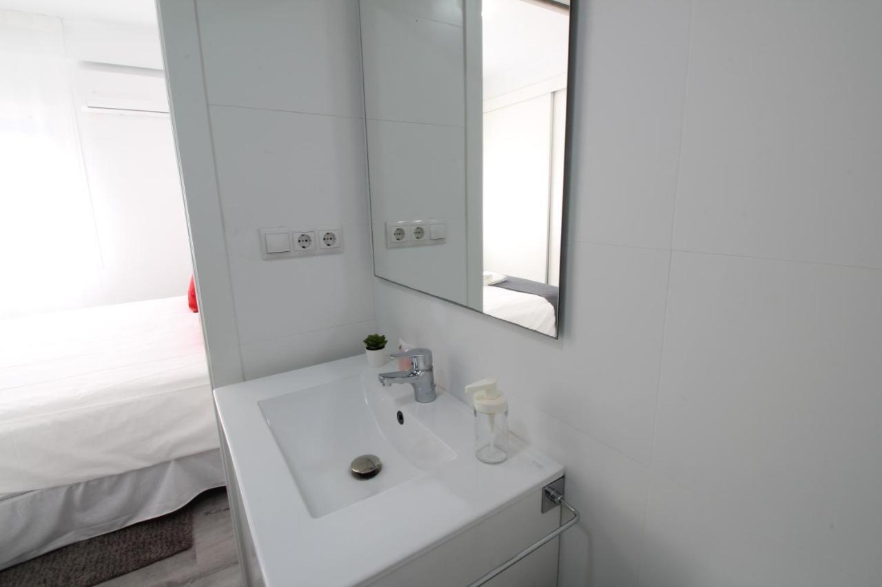 Del Parque Flats Candelaria Sea View Rincon de la Victoria Exterior photo